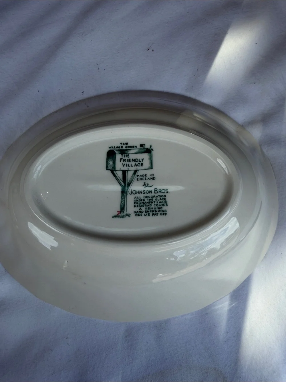Johnson Brothers The Friendly Village serving Bowl in White, Green and Pink